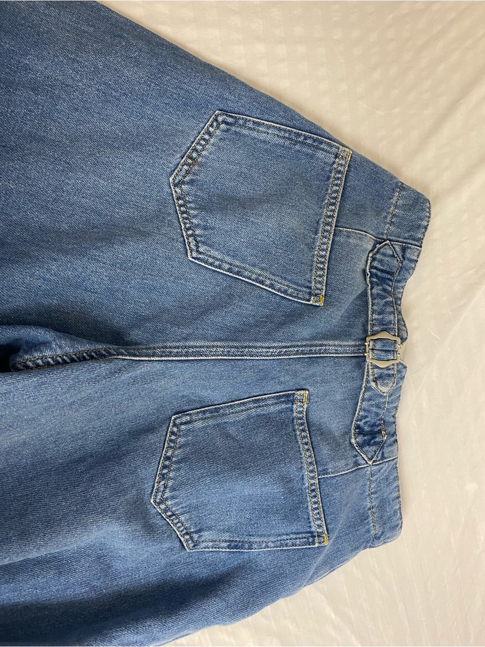 Pilcro Wide-Leg Light Blue Denim Jeans - Picture 4 of 7